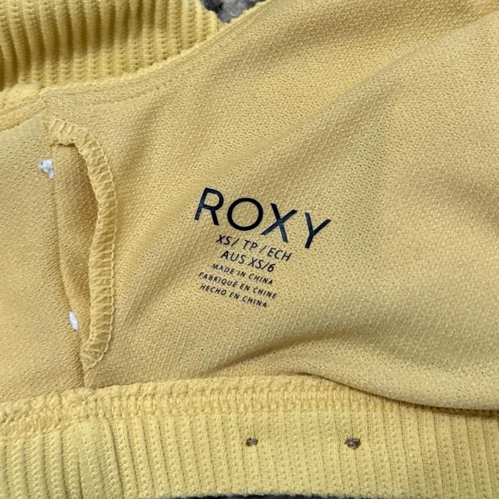 Women’s Roxy bikini top - Picture 3 of 3